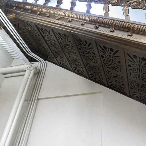 Lincoln Building, Interior, Historic Stairs